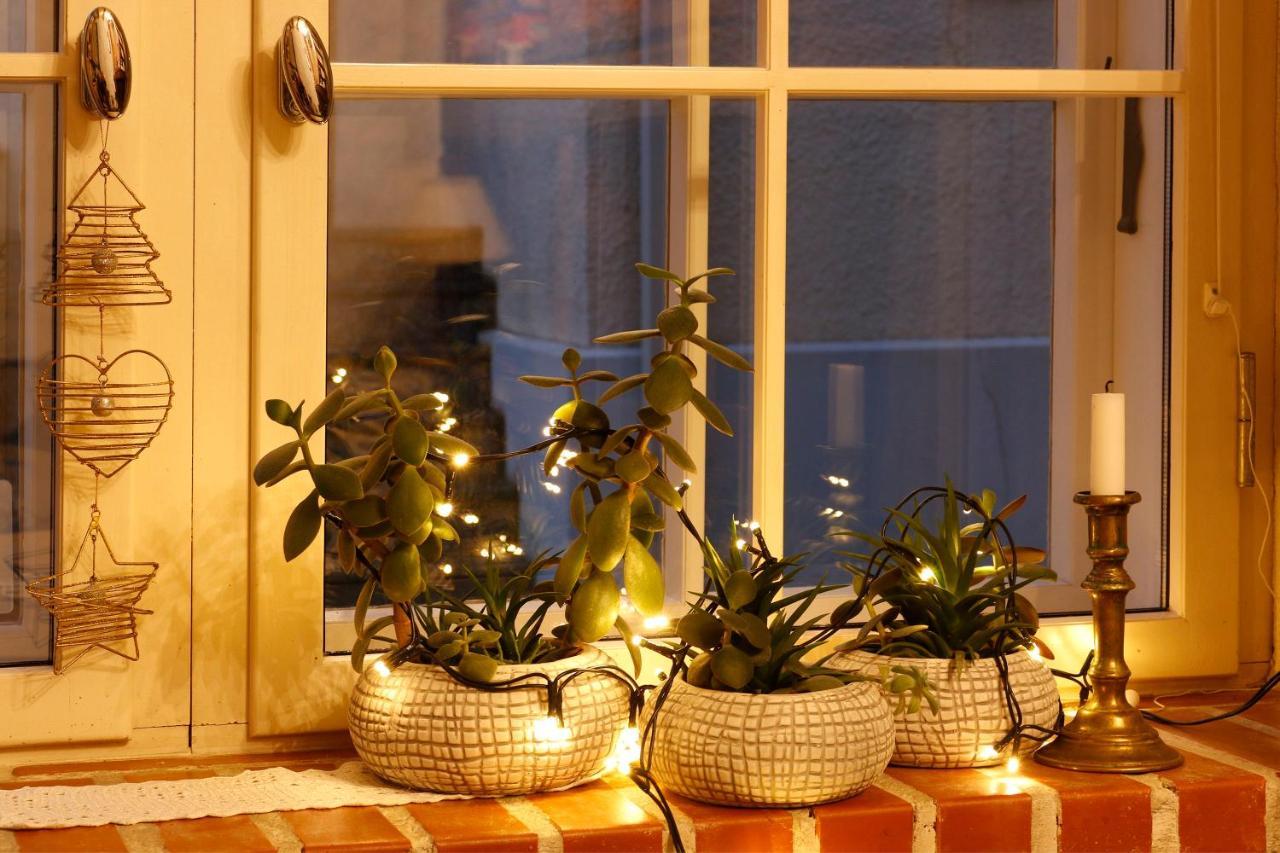 Bohemian Hideout, Old Town, Tartu Home ภายนอก รูปภาพ