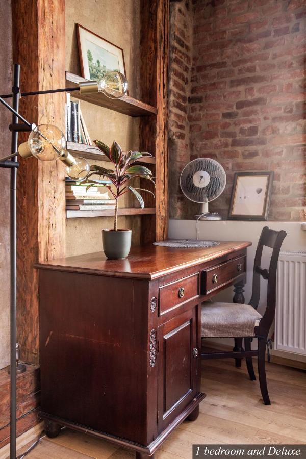 Bohemian Hideout, Old Town, Tartu Home ภายนอก รูปภาพ