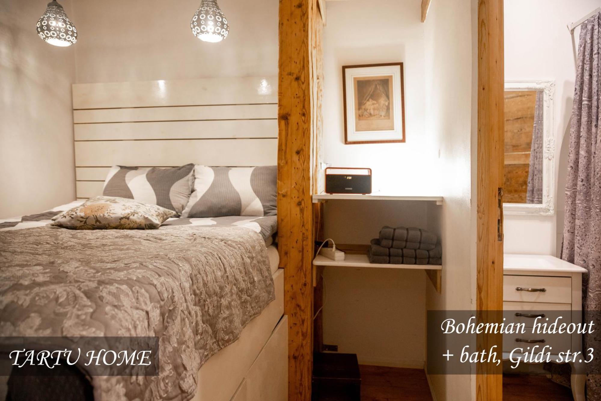 Bohemian Hideout, Old Town, Tartu Home ภายนอก รูปภาพ