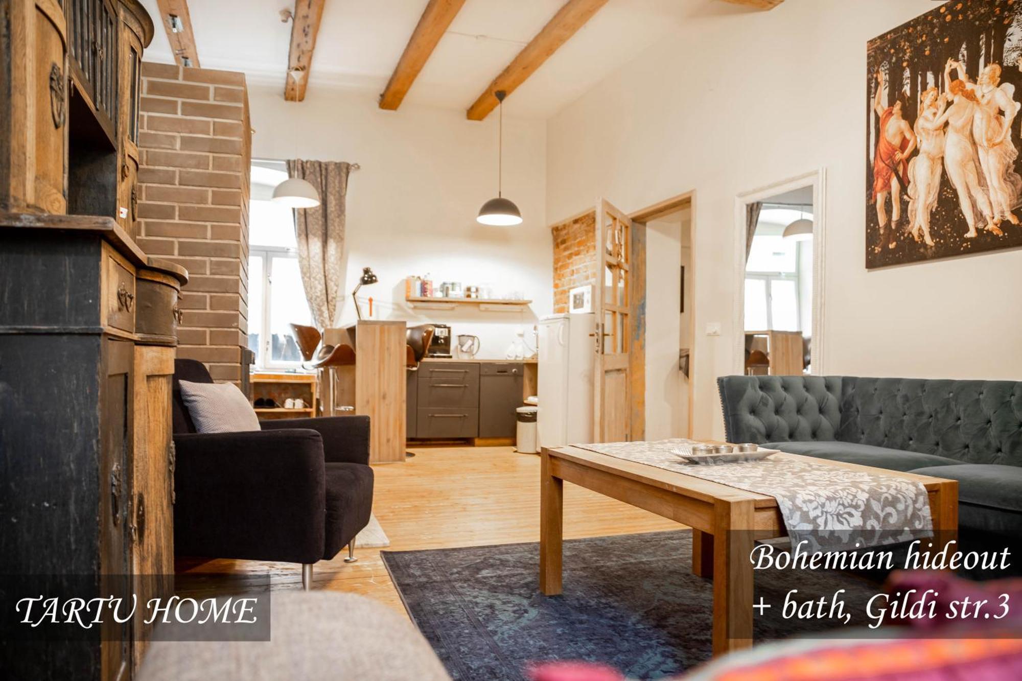 Bohemian Hideout, Old Town, Tartu Home ภายนอก รูปภาพ